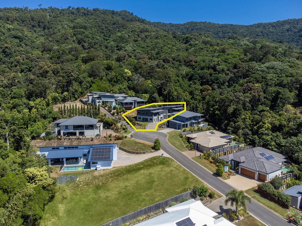 Villas Image Gallery canopysedge